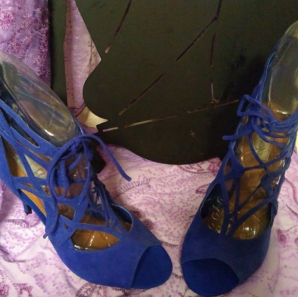 Steve Madden suede shoes - Picture 2 of 7